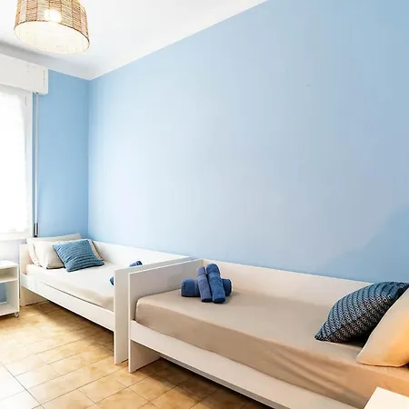 Elegant House In The Heart Of With A Terrace Apartamento Bolonha