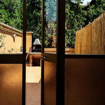 Lägenhet Elegant House In The Heart Of With A Terrace Bologna